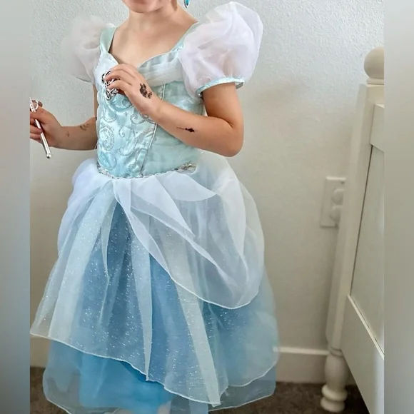 Disney Cinderella dress, 4T - Picture 1 of 6